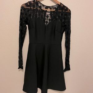 LULU’s black midi dress long sleeve size M